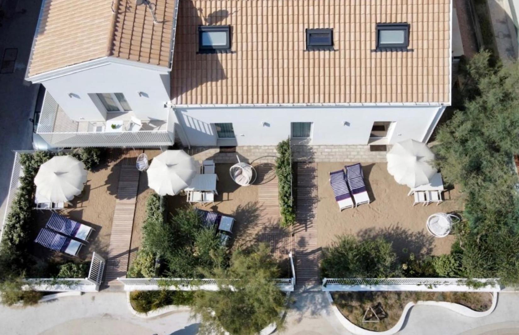 Villa Le Agavi Luxory Beach Surfhouse เบลลาเรีย-อีเจอา มารีนา ภายนอก รูปภาพ